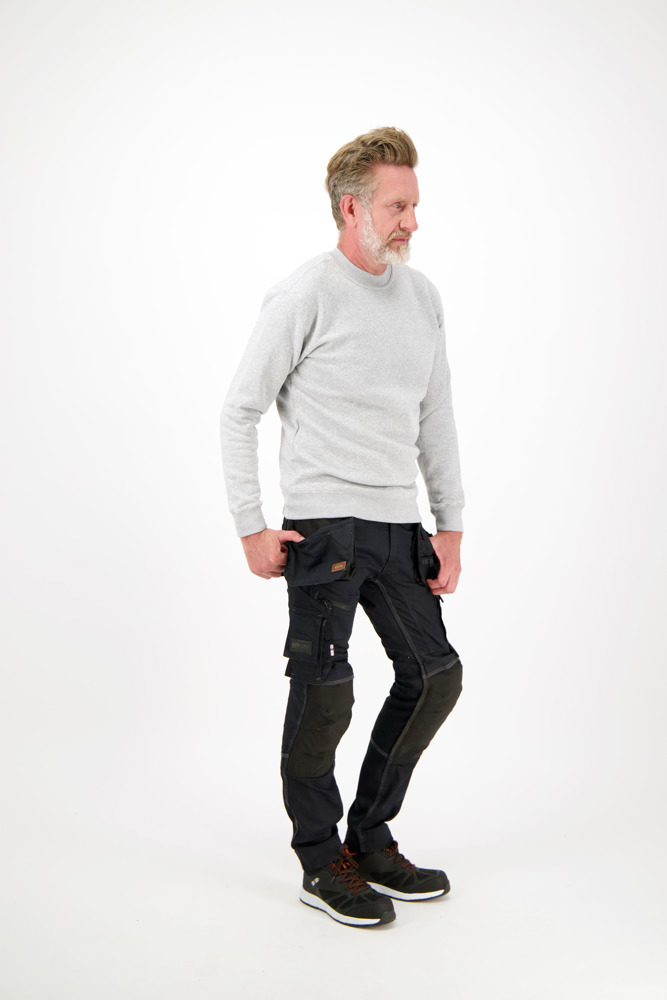 VIDAR SWEATER