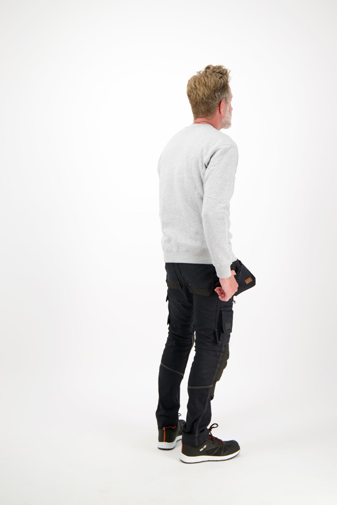 VIDAR SWEATER